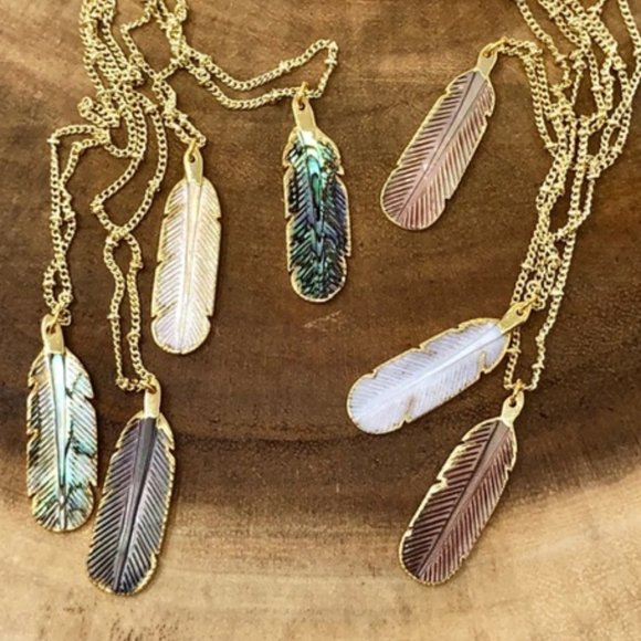 LiveChicStyle Jewelry - Natural Carved Shell 14k Gold Necklace